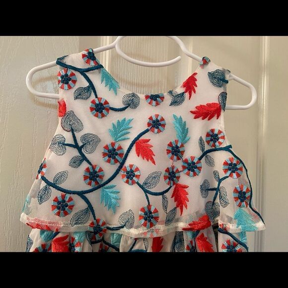 Genuine Kids from Oshkosh Red Green Embroidered Peppermint Swirl Dress Size 4T - Picture 2 of 8